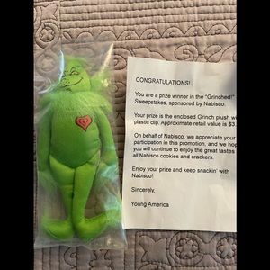 Rare 6” plush Grinch clip on keychain with heart.